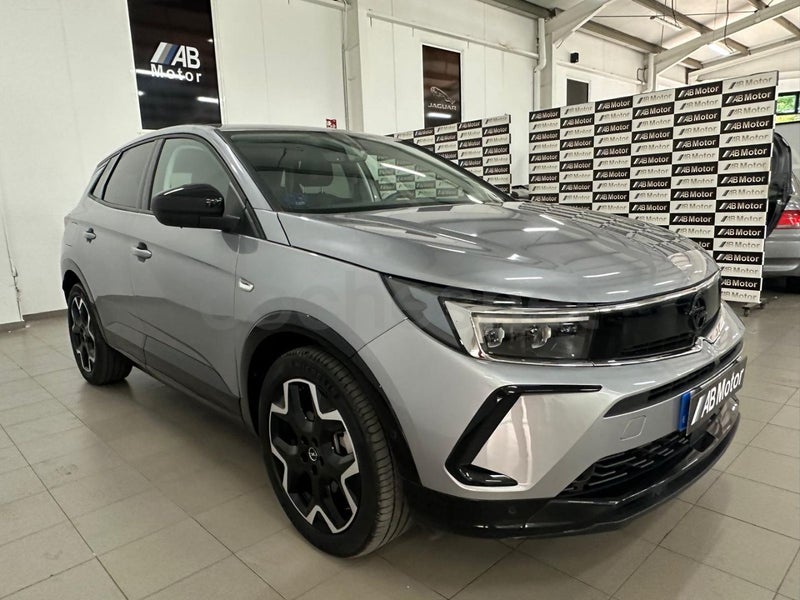 Opel Grandland Phev 2024 — photo 2