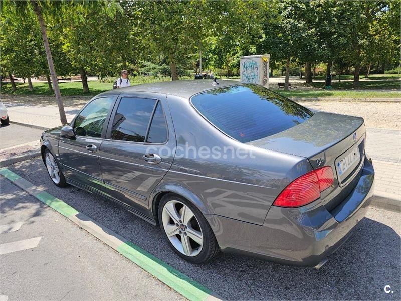 Saab 95 2010 — photo 3