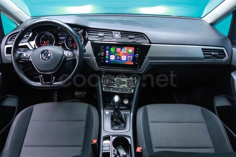 Volkswagen Touran 2021 — photo 6