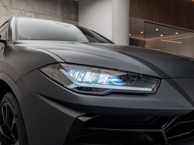 Lamborghini Urus 2019 — photo 4