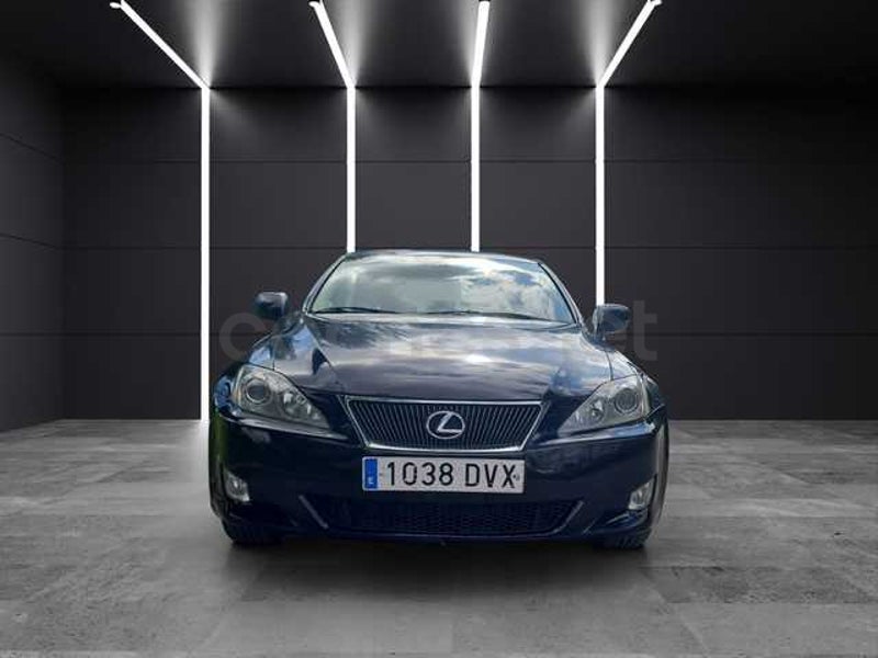 Lexus Is220d 2006 — photo 3