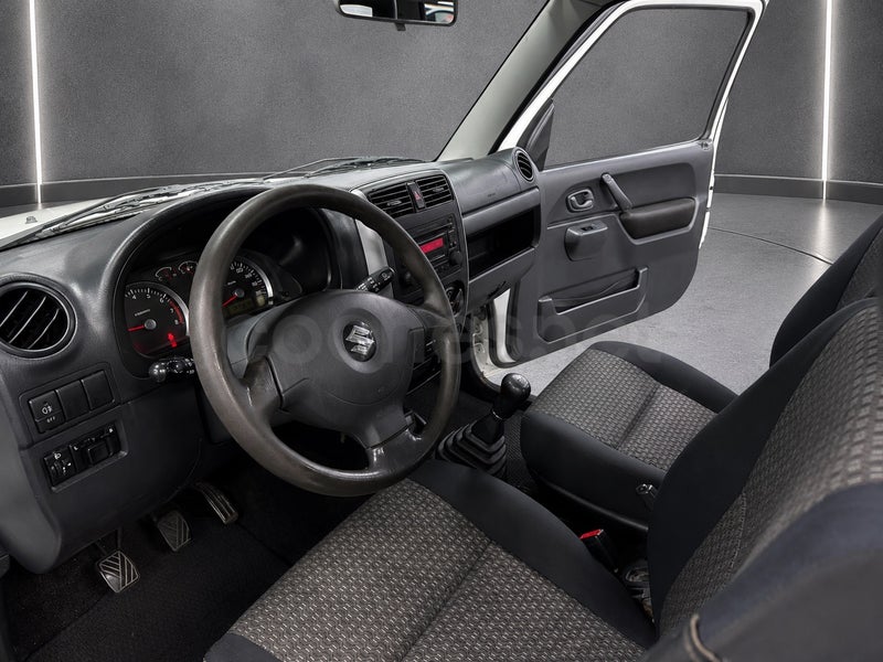 Suzuki Jimny 2011 — photo 7