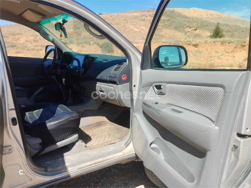 Toyota Hilux 2008 — photo 8