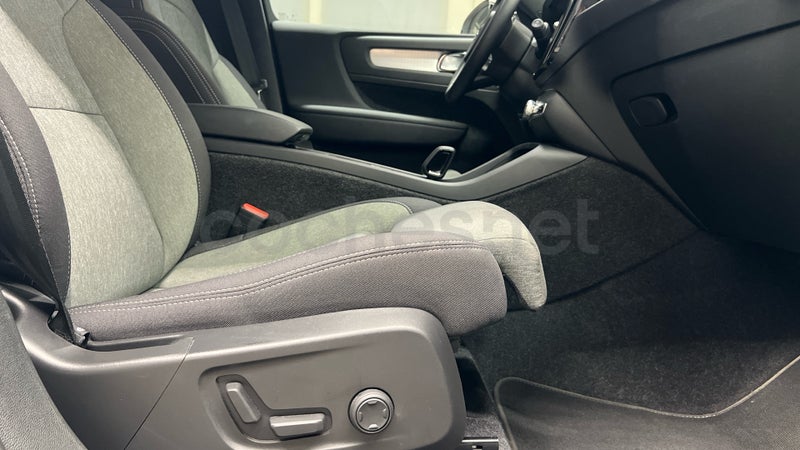 Volvo Xc40 2025 — photo 7