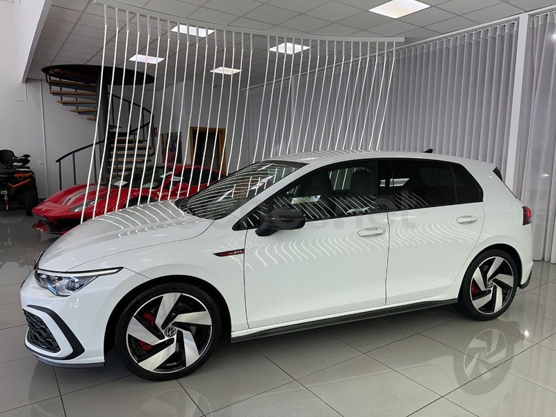 Volkswagen Golf 2022 — photo 2