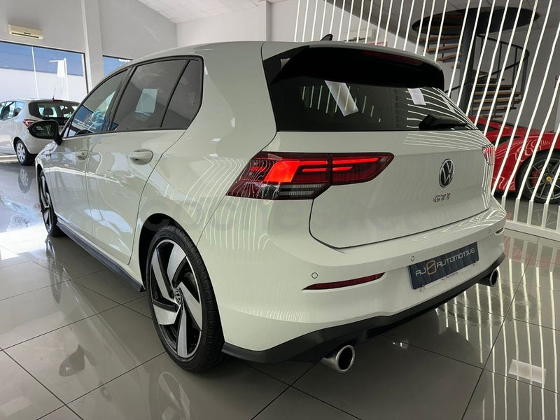 Volkswagen Golf 2022 — photo 3
