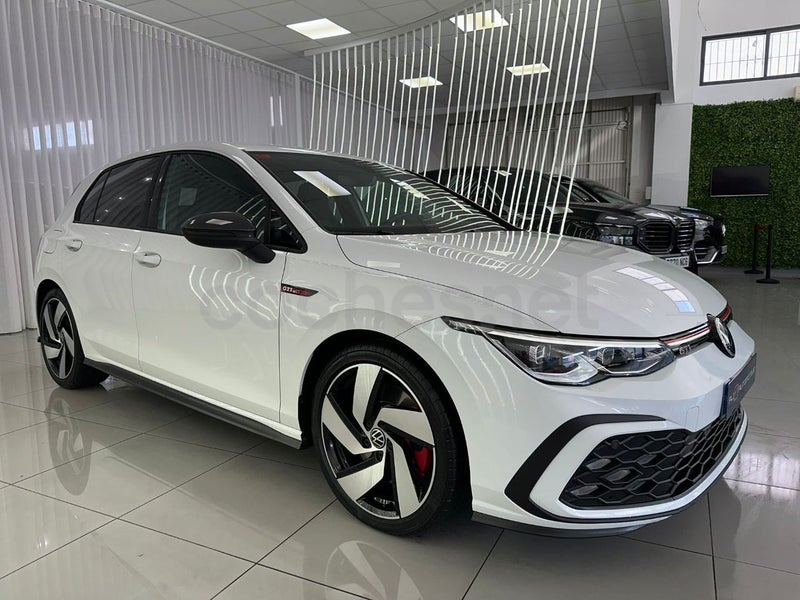 Volkswagen Golf 2022 — photo 5