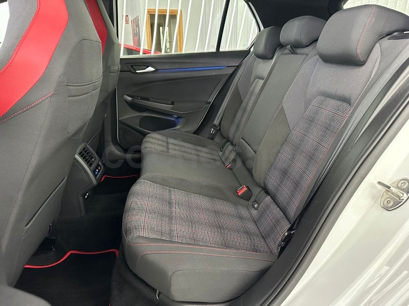 Volkswagen Golf 2022 — photo 8