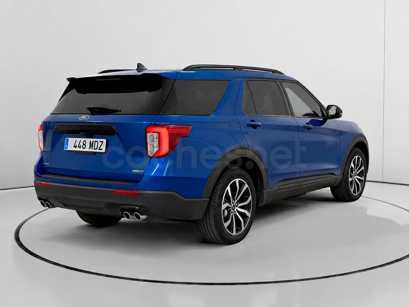 Ford Explorer 2023 — photo 3
