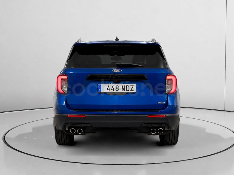 Ford Explorer 2023 — photo 4