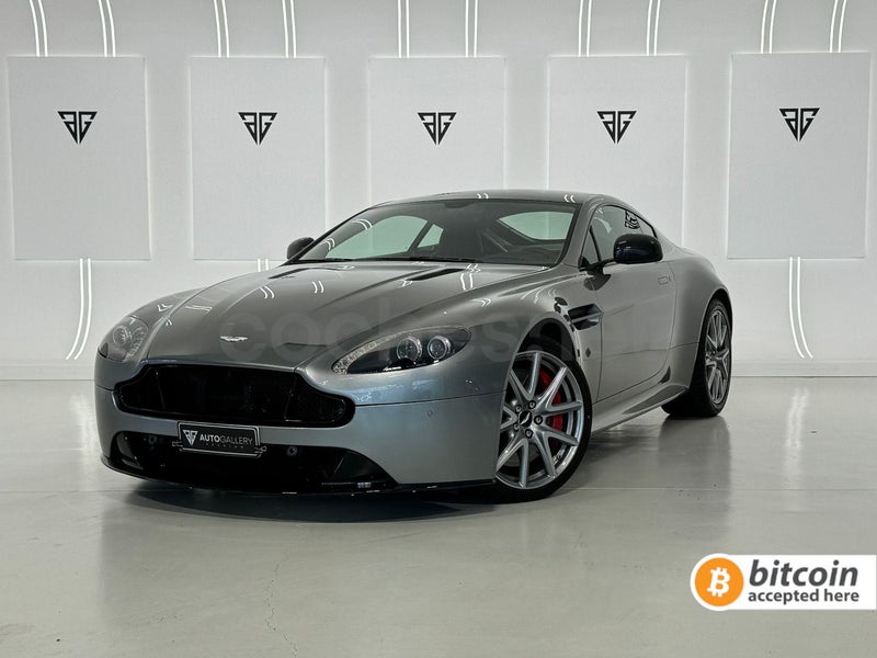 Aston Martin Vantage V8 2013