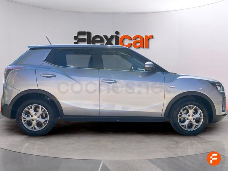 Ssangyong Tivoli 2024 — photo 2