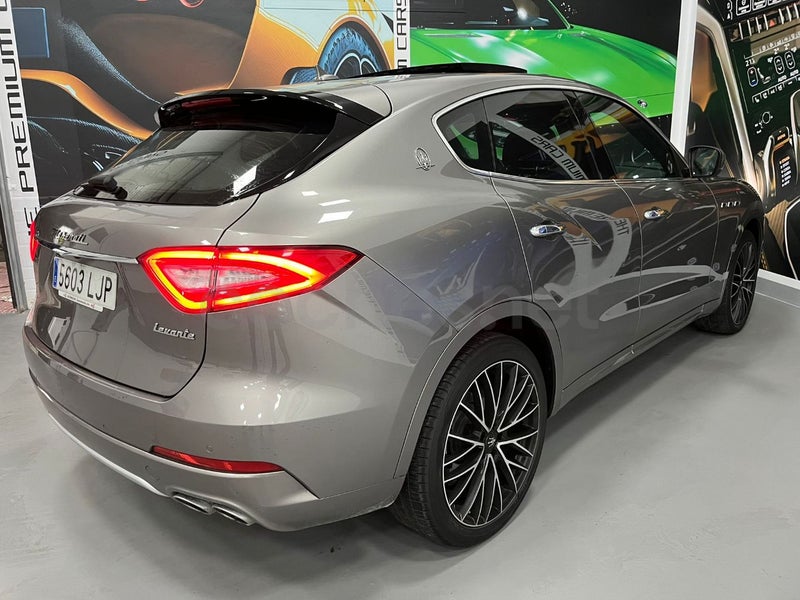 Maserati Levante 2016 — photo 6