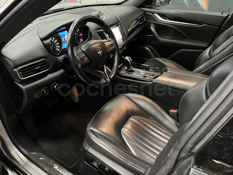 Maserati Levante 2016 — photo 7