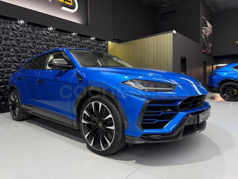 Lamborghini Urus 2019 — photo 3