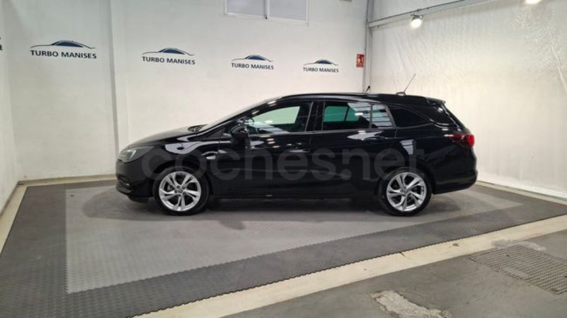 Opel Astra 2021 — photo 2