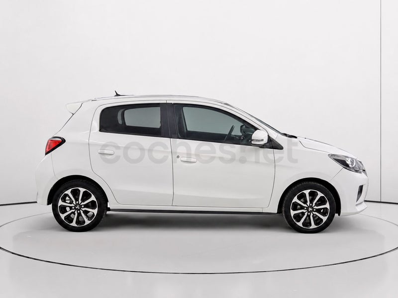 Mitsubishi Space Star 2022 — photo 2