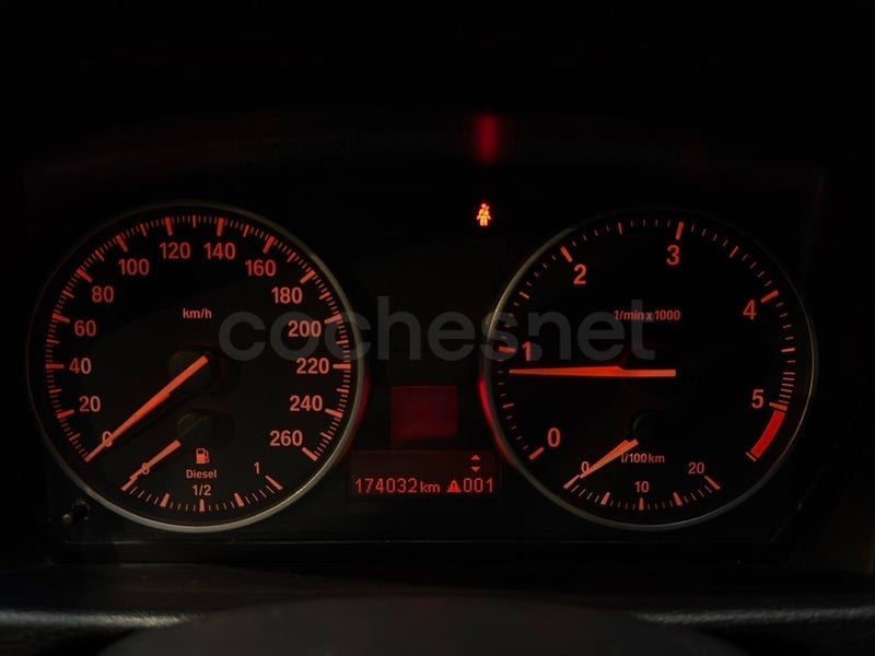 Bmw X1 2014 — photo 2