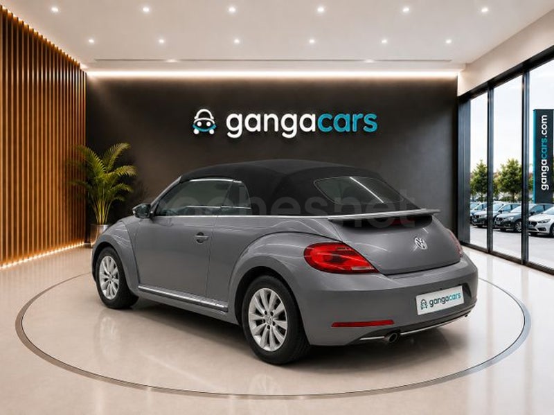 Volkswagen Beetle 2019 — photo 8