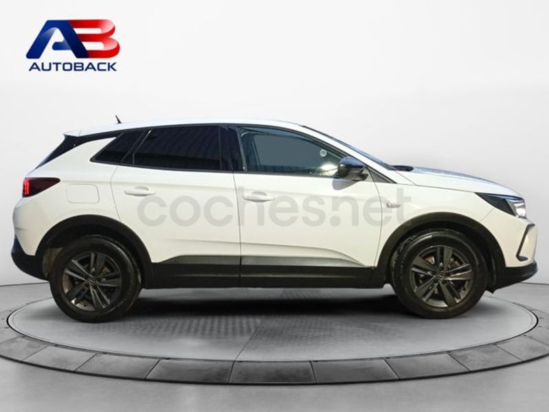 Opel Grandland 2022 — photo 8