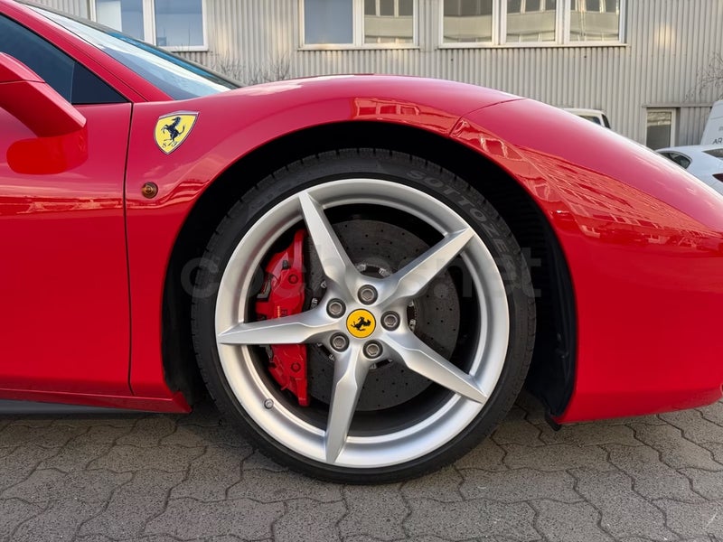 Ferrari 488 2018 — photo 5
