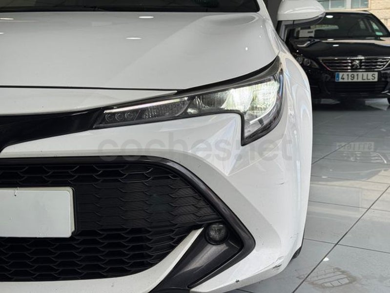 Toyota Corolla 2021 — photo 8