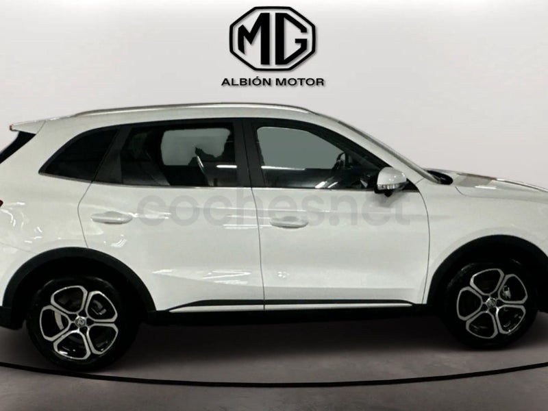 Mg Zs 2025 — photo 5