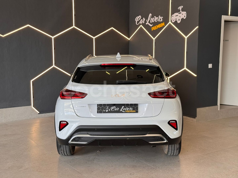 Kia Xceed 2022 — photo 3