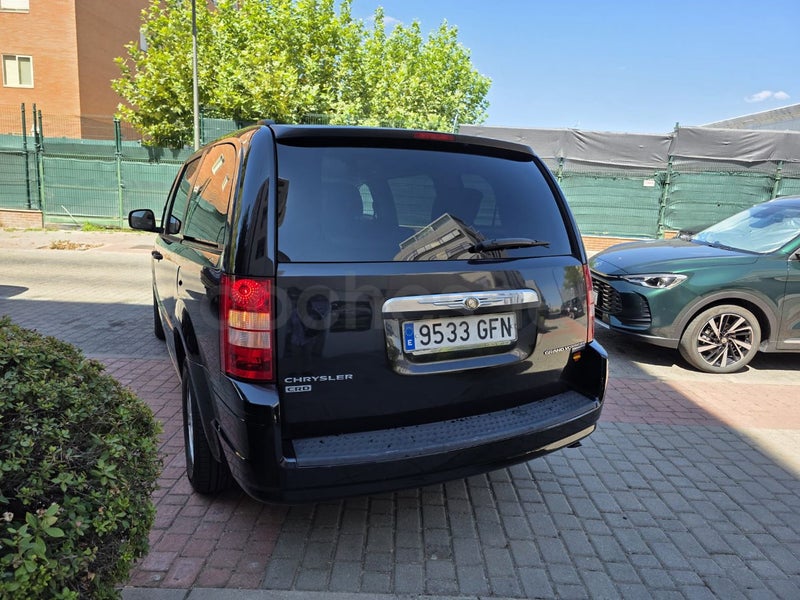 Chrysler Grand Voyager 2010 — photo 5