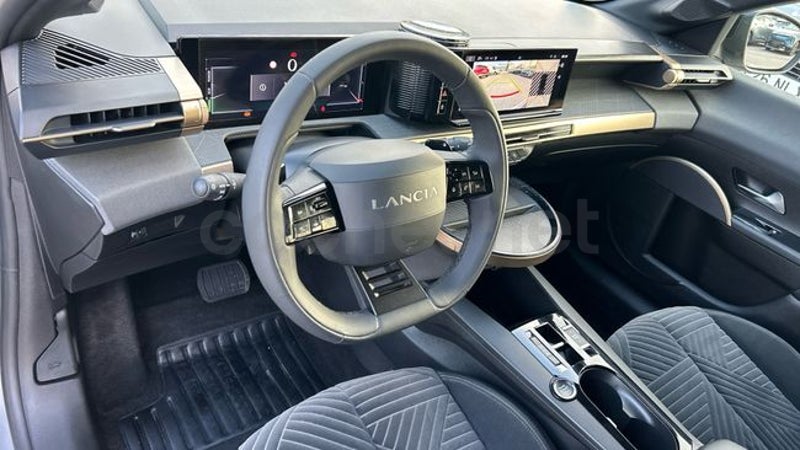 Lancia Ypsilon 2025 — photo 8