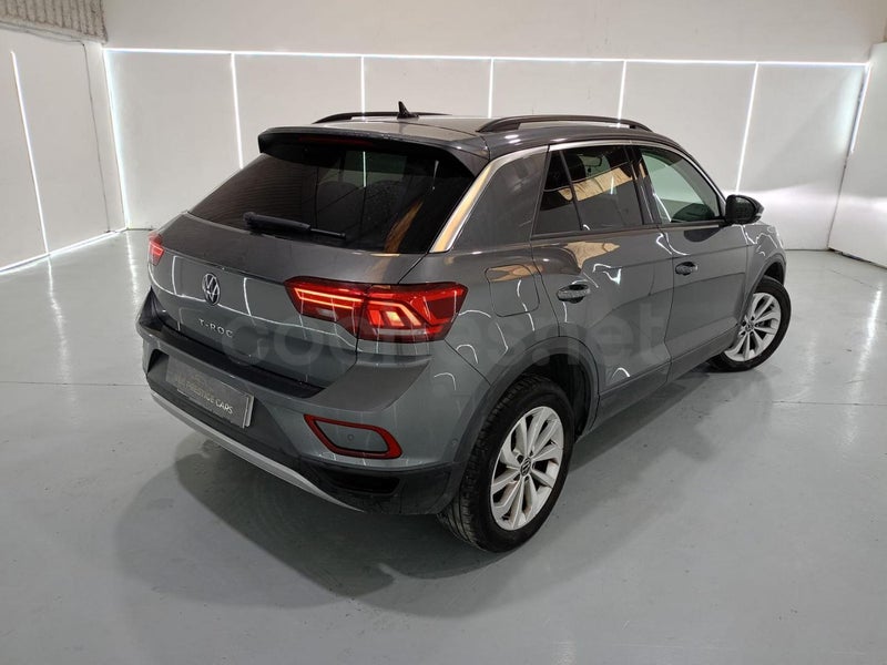 Volkswagen T-roc 2023 — photo 6