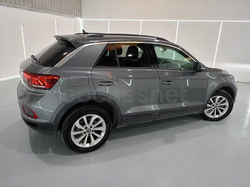 Volkswagen T-roc 2023 — photo 7
