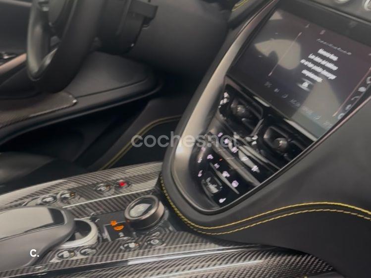 Aston Martin Dbx 2023 — photo 7