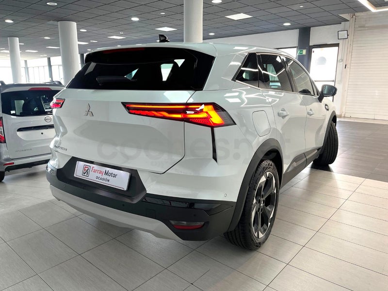 Mitsubishi Grandis 2025 — photo 4