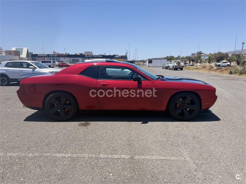 Dodge Challenger 2023 — photo 8