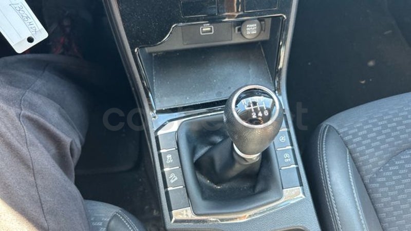 Ssangyong Korando 2023 — photo 8