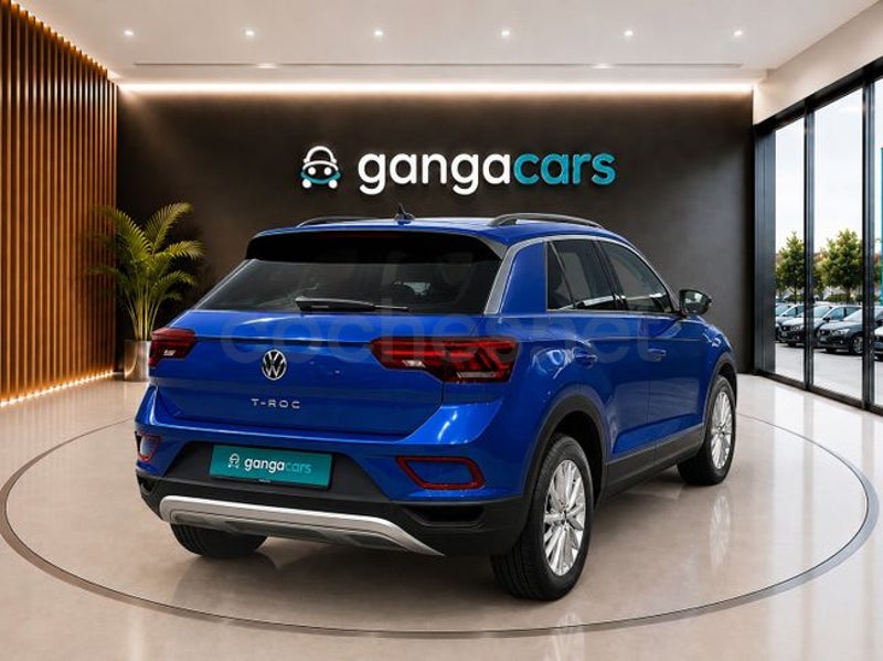 Volkswagen T-roc 2023 — photo 3