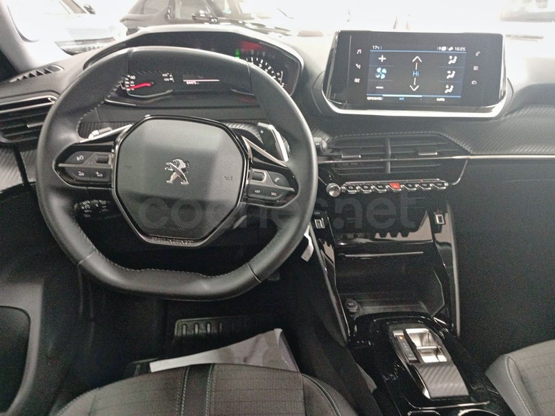 Peugeot 2008 2022 — photo 8