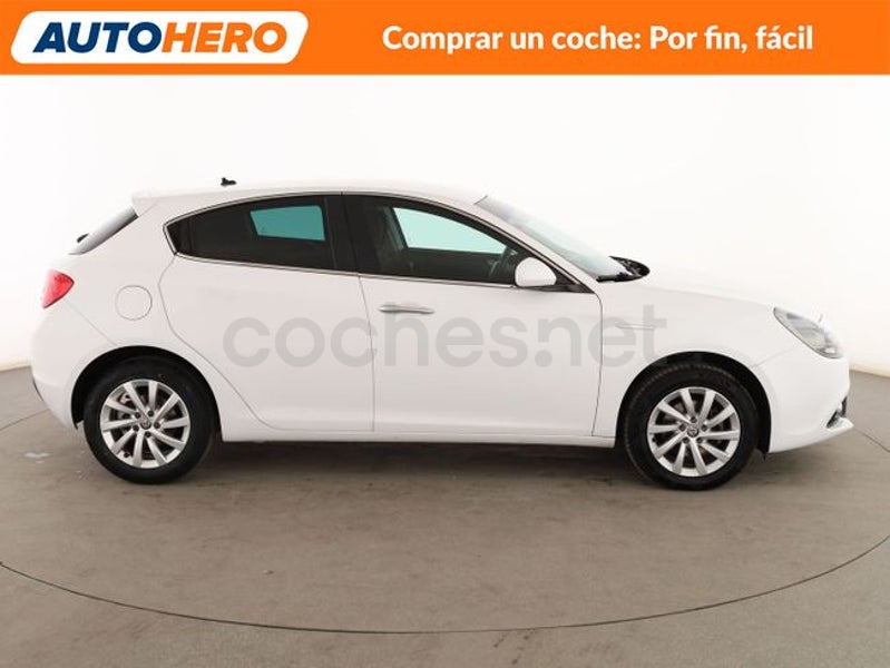 Alfa Romeo Giulietta 2017 — photo 7