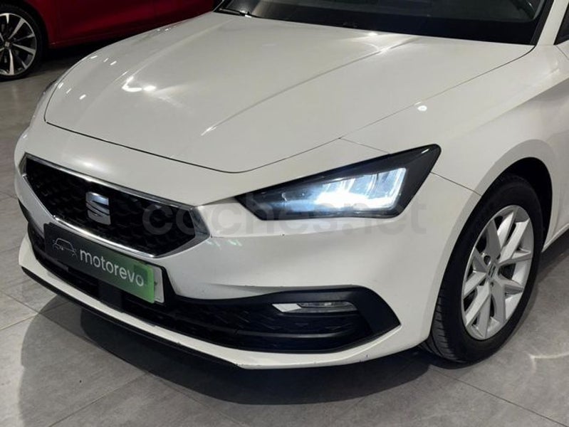 Seat León 2021 — photo 2