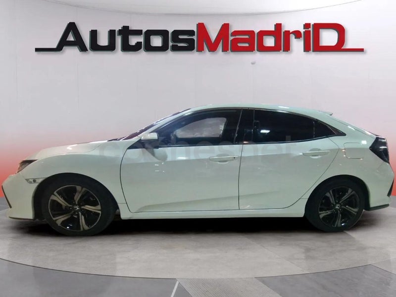 Honda Civic 2019 — photo 4