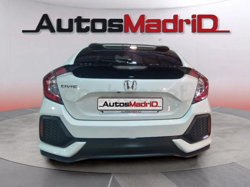 Honda Civic 2019 — photo 6