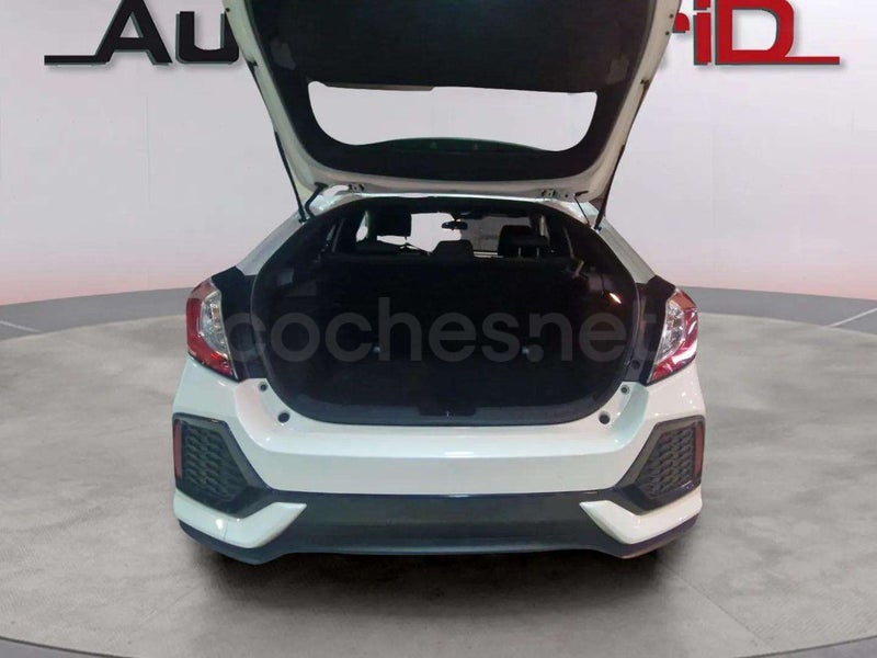 Honda Civic 2019 — photo 7