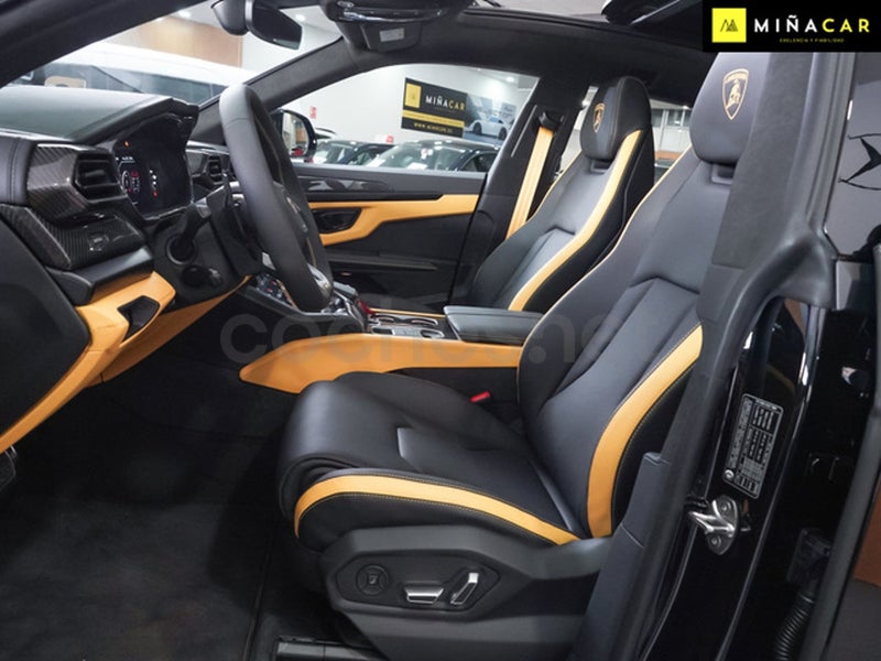 Lamborghini Urus 2026 — photo 8