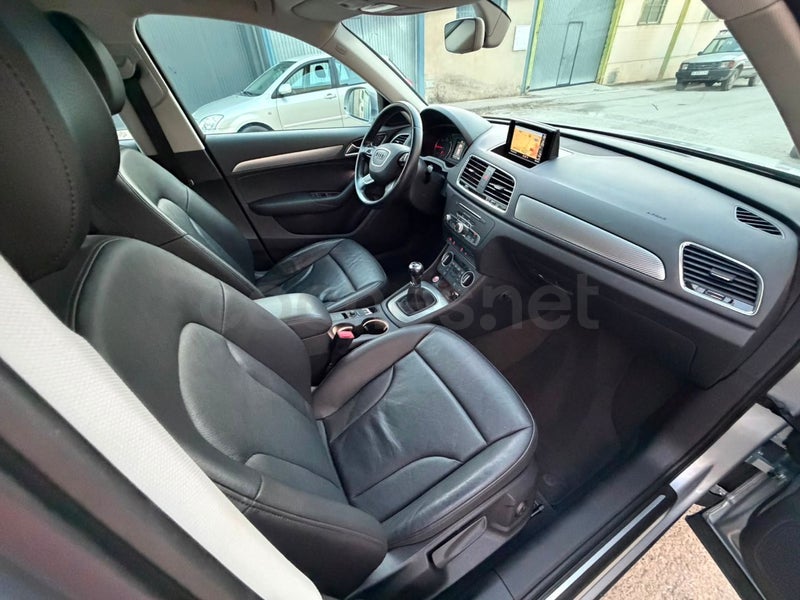 Audi Q3 2016 — photo 8