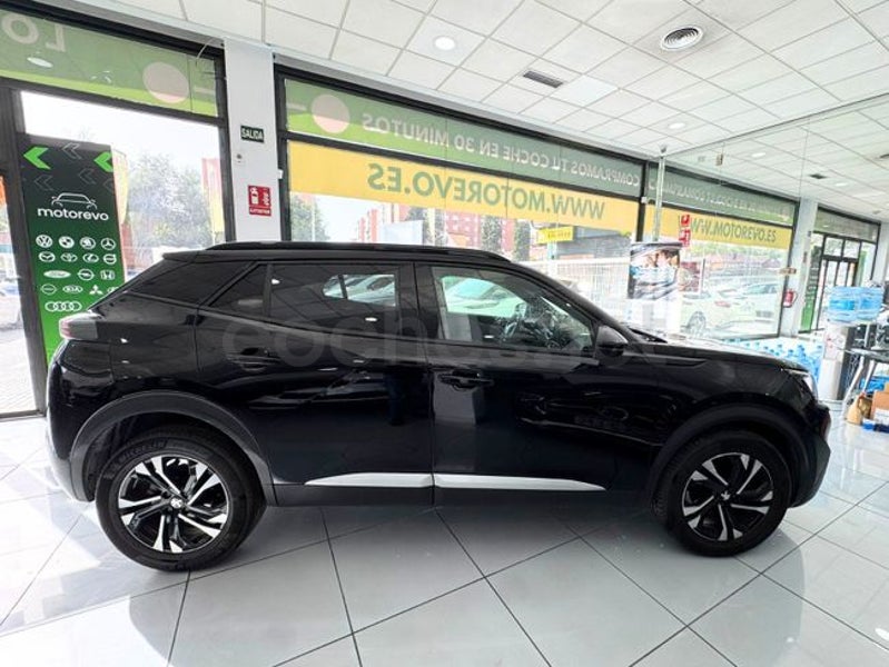 Peugeot 2008 2023 — photo 4