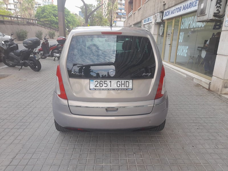 Lancia Musa 2008 — photo 5
