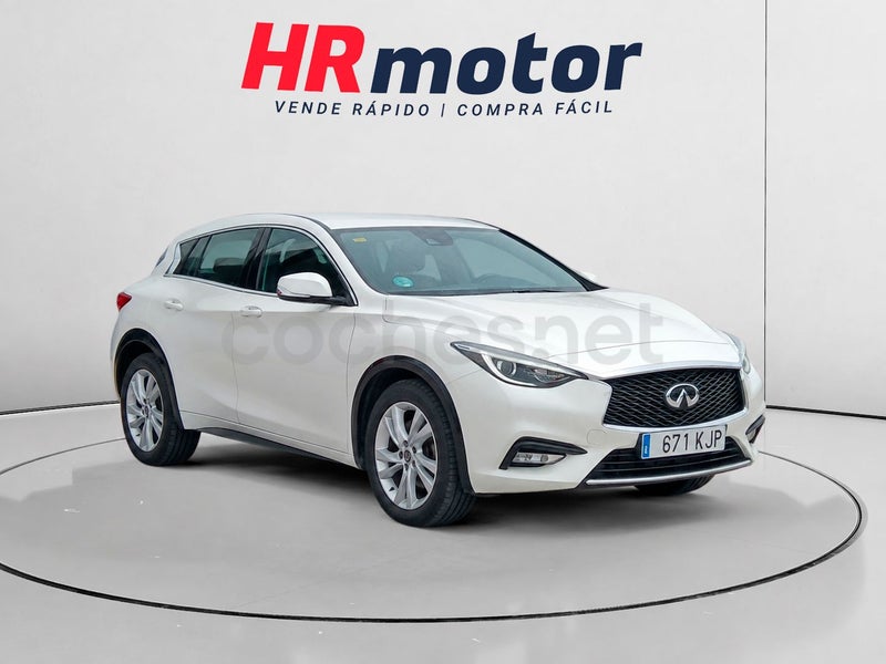 Infiniti Q30 2018