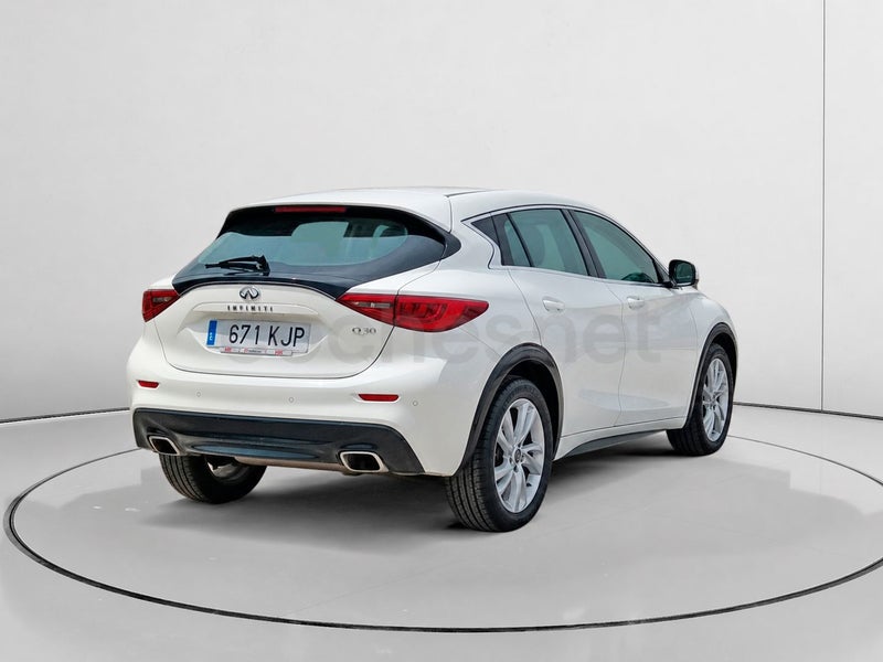 Infiniti Q30 2018 — photo 3