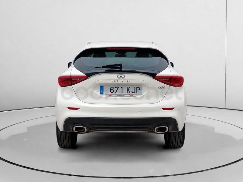 Infiniti Q30 2018 — photo 4